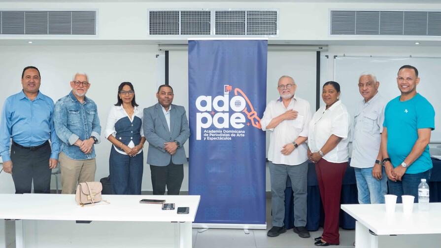 Periodista Fausto Polanco asume presidencia de Adopae