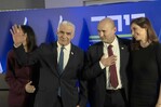 Dos ex primeros ministros israelíes se unen para desafiar a Netanyahu en las elecciones