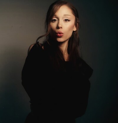 Ariana Grande publicará el 31 de julio su nuevo álbum: Petal