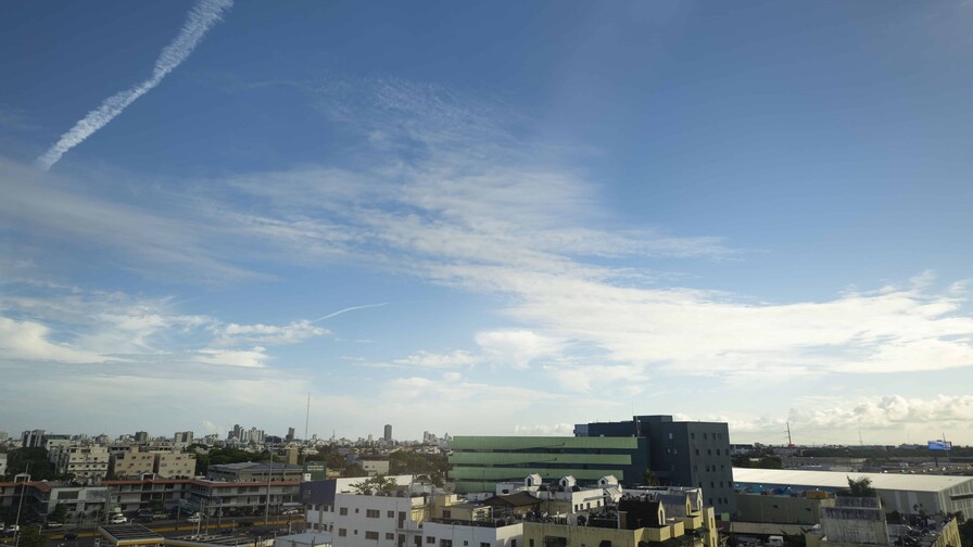 ¿Por qué se siente más calor de lo habitual en el país?