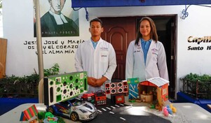 Estudiantes exhiben talento e innovación en feria científica Stem de un centro educativo en Santiago