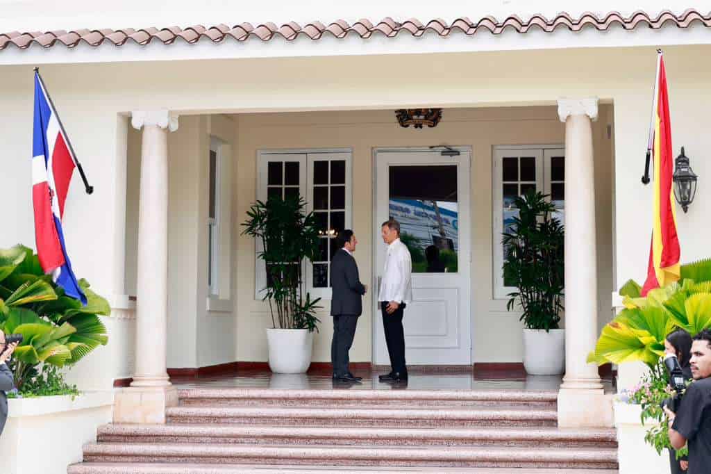 Reunión entre el ministro de Relaciones Exteriores, Roberto Álvarez y su homólogo del Reino de España, José Manuel Albares.