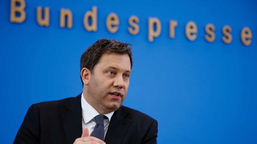 Alemania aumentará su gasto militar y mantiene inversiones récord en presupuestos de 2027