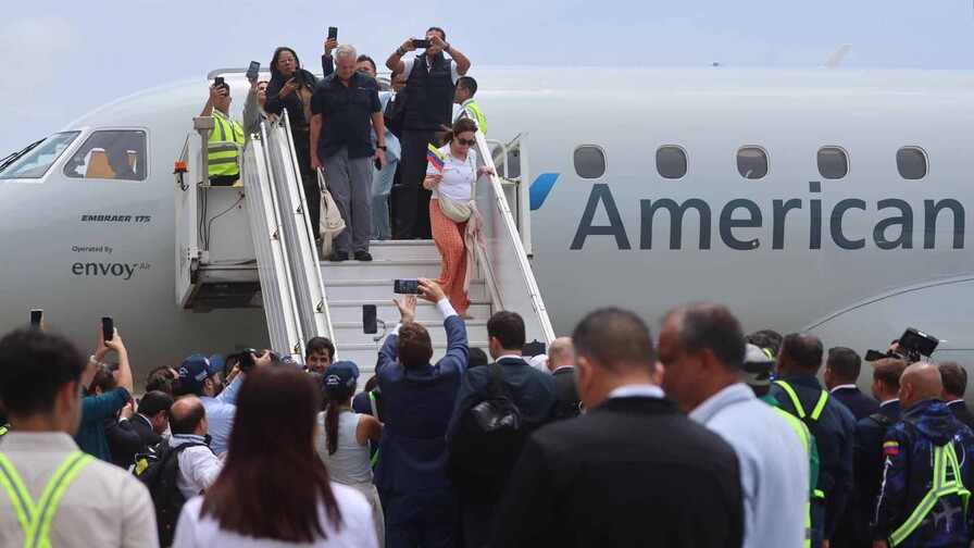 American Airlines aclara que su oficina de venta de boletos en Santo Domingo sigue abierta American Airlines aclara que su oficina de venta de boletos en Santo Domingo sigue abierta