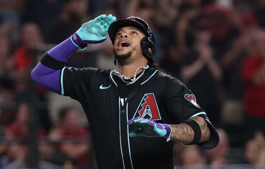 Ketel Marte jonroneó en festival de palos de los Diamondbacks en Milwaukee