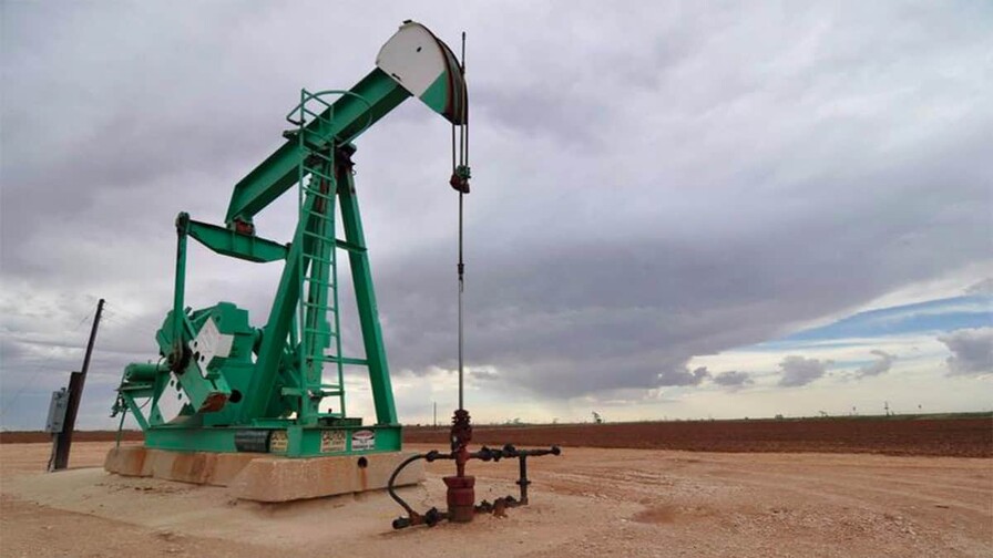 El petróleo de Texas sube un 2.95 % tras las nuevas amenazas de Trump a Irán