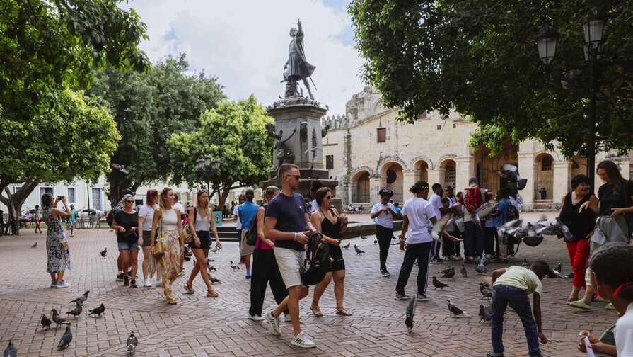 Banco Central proyecta que el turismo apunta a generar más de US$12,500 millones en 2026 Banco Central proyecta que el turismo apunta a generar más de US$12,500 millones en 2026