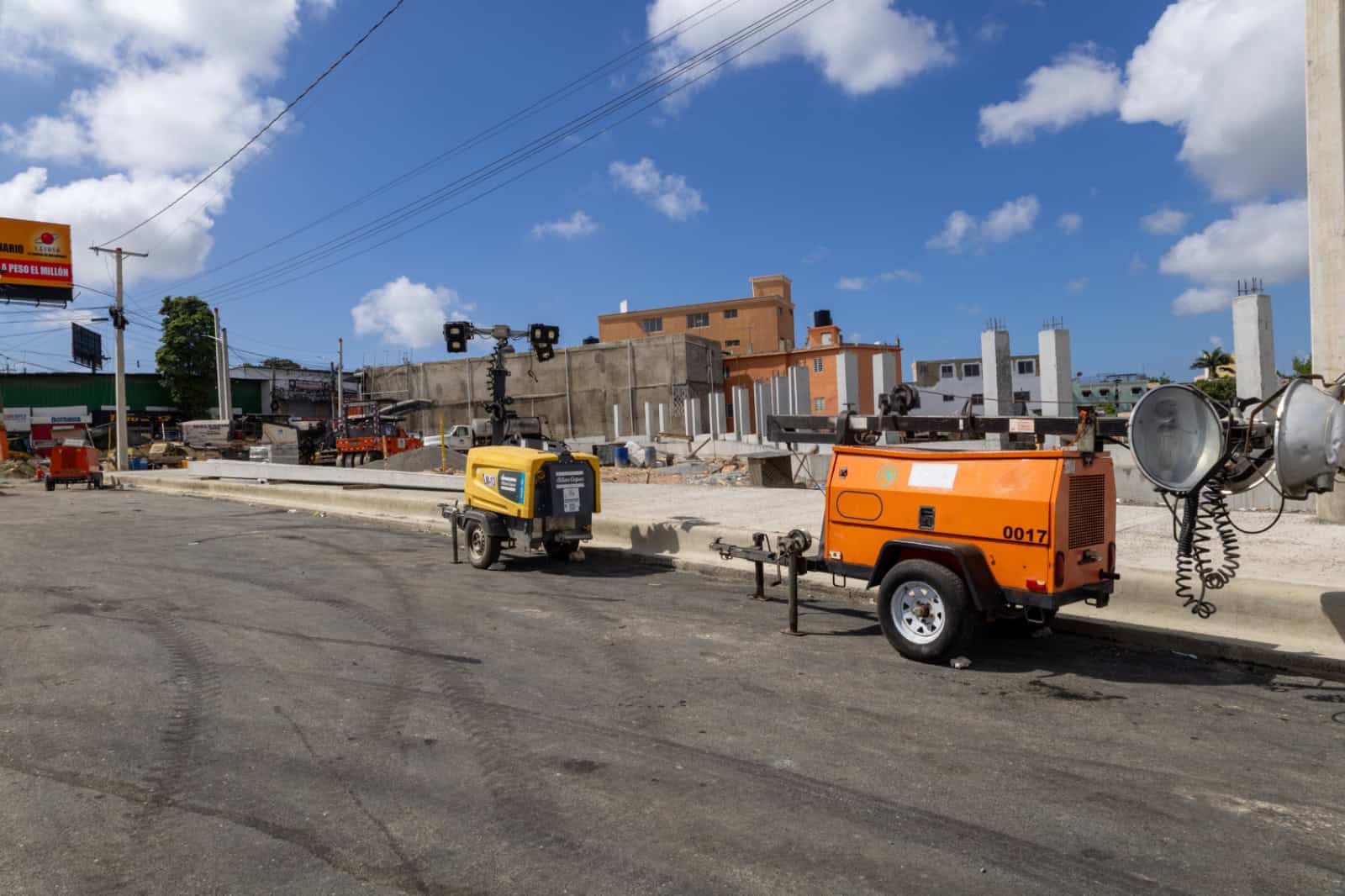Equipos de construcción sin operar en el área intervenida del kilómetro 9.