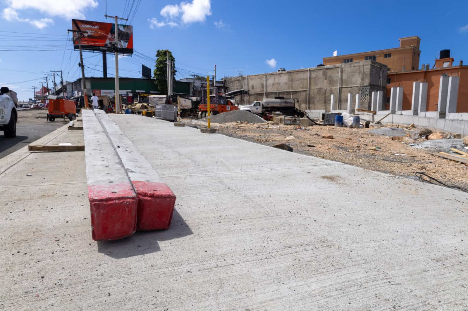 Instalación de tendido eléctrico forma parte de las intervenciones en el kilómetro 9.
