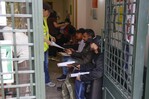 Unos 200,000 migrantes han solicitado la regularización extraordinaria en España