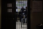 Denuncian hacinamiento y condiciones insalubres en carcelita del Palacio de Justicia de Santiago Denuncian hacinamiento y condiciones insalubres en carcelita del Palacio de Justicia de Santiago