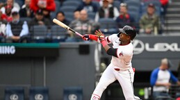 Ángel Martínez explota con 2 jonrones y 4 empujadas, Cleveland sigue firme en la central