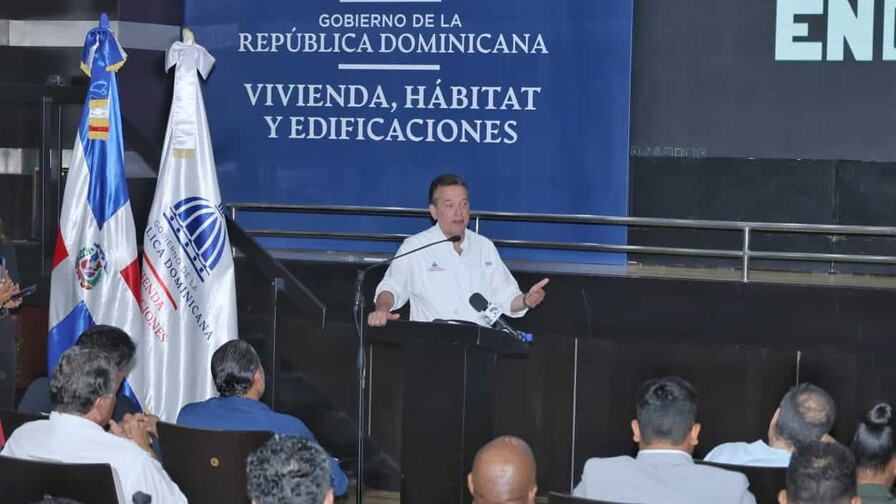 Gobierno trabaja en nuevas normas para prevenir colapsos en edificaciones, dice Ito Bisonó