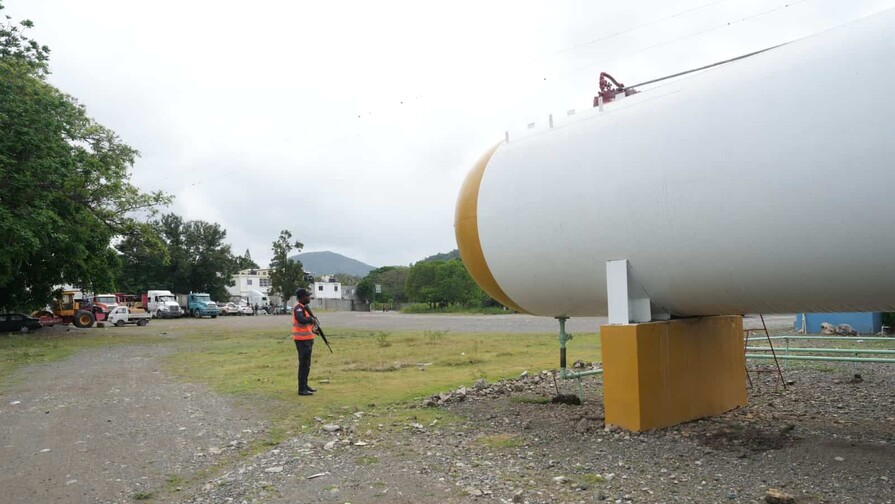 Ministerio de Industria clausura dos envasadoras de gas en San José de Ocoa por fallas de seguridad