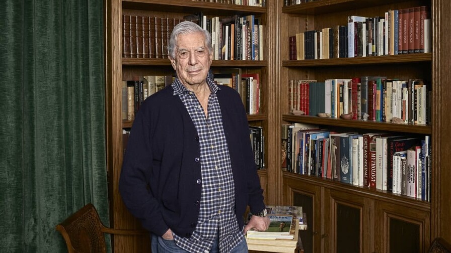 Biblioteca Vargas Llosa de Arequipa recibe la edición en quechua de Los Cachorros