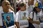 Familiares de presos políticos venezolanos piden ser escuchados por Trump Familiares de presos políticos venezolanos piden ser escuchados por Trump