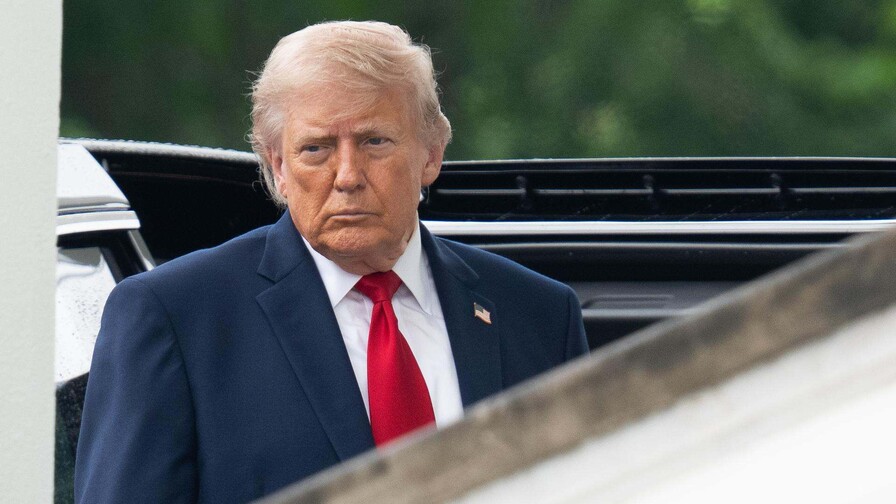 Trump insinúa que EE. UU. prepara nuevos ataques contra Irán Trump insinúa que EE. UU. prepara nuevos ataques contra Irán