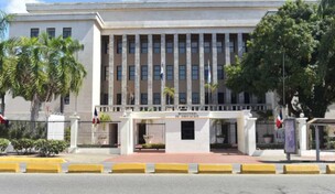 Orden del Minerd también prohíbe grabar y difundir imágenes de estudiantes y docentes sin aprobación