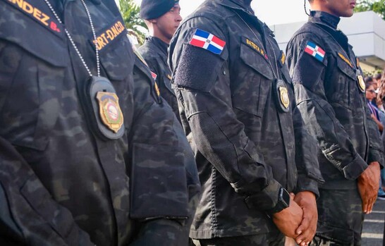 Más de 600 agentes de la DNCD son ascendidos; es el primer grupo bajo el reglamento de carrera