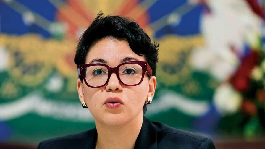 La máscara caída de Dominique Dupuy: de la retórica sinuosa al escándalo de la Unesco