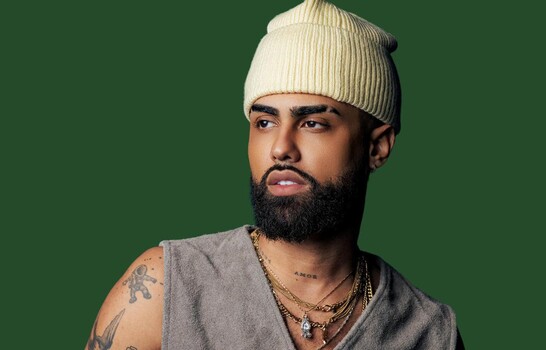 Jay Wheeler regresa a sus raíces del trap en su nuevo disco La Voz Favorita