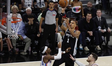 Los Spurs de Wembanyama aplastan al Thunder y alargan la final del Oeste