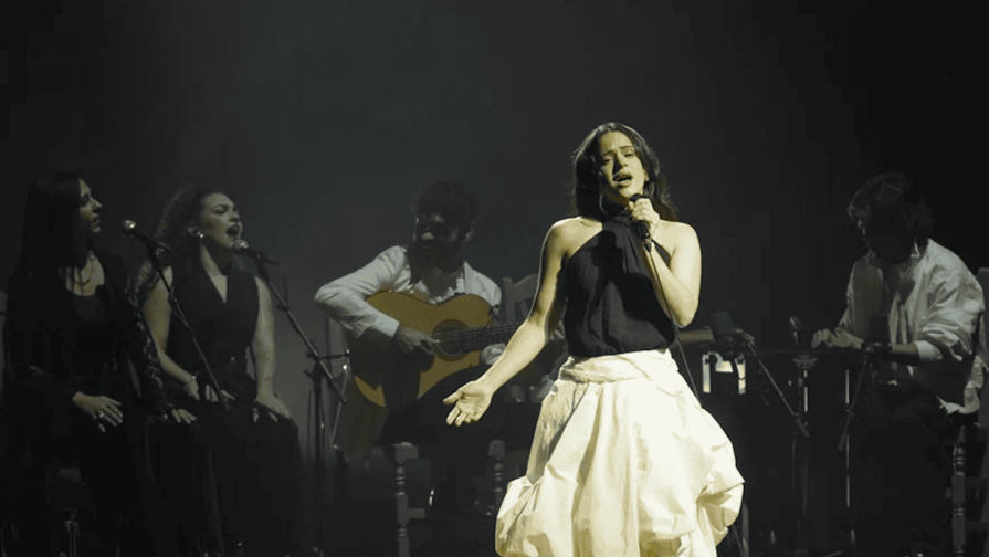 Rosalía aplaza sus conciertos en Miami y Orlando por una emergencia familiar Rosalía aplaza sus conciertos en Miami y Orlando por una emergencia familiar
