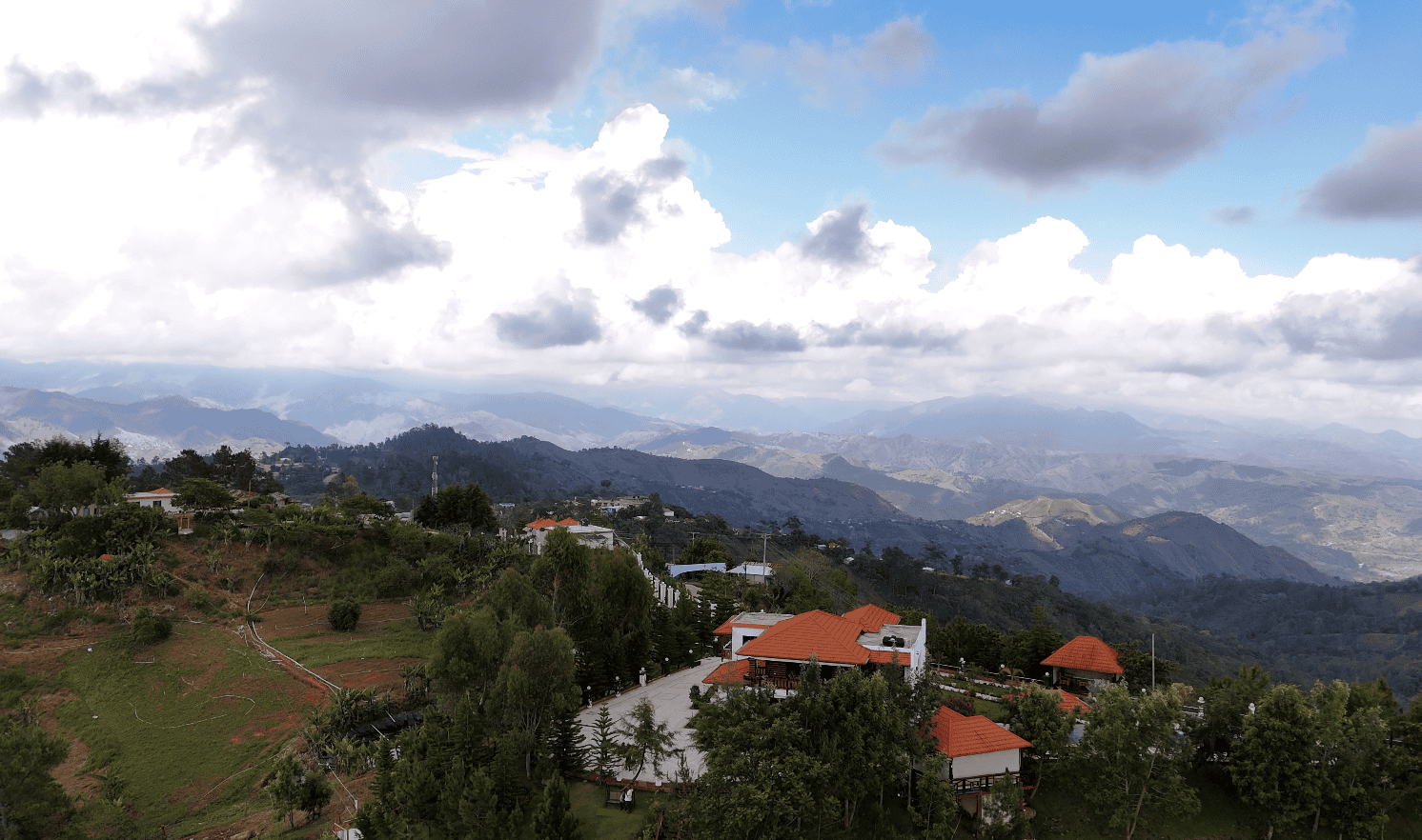 Vistas panorámica de Los Fríos, en la Cordillera Central. 