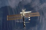 La NASA prepara a la tripulación de la EEI para una posible evacuación ante una fuga de aire