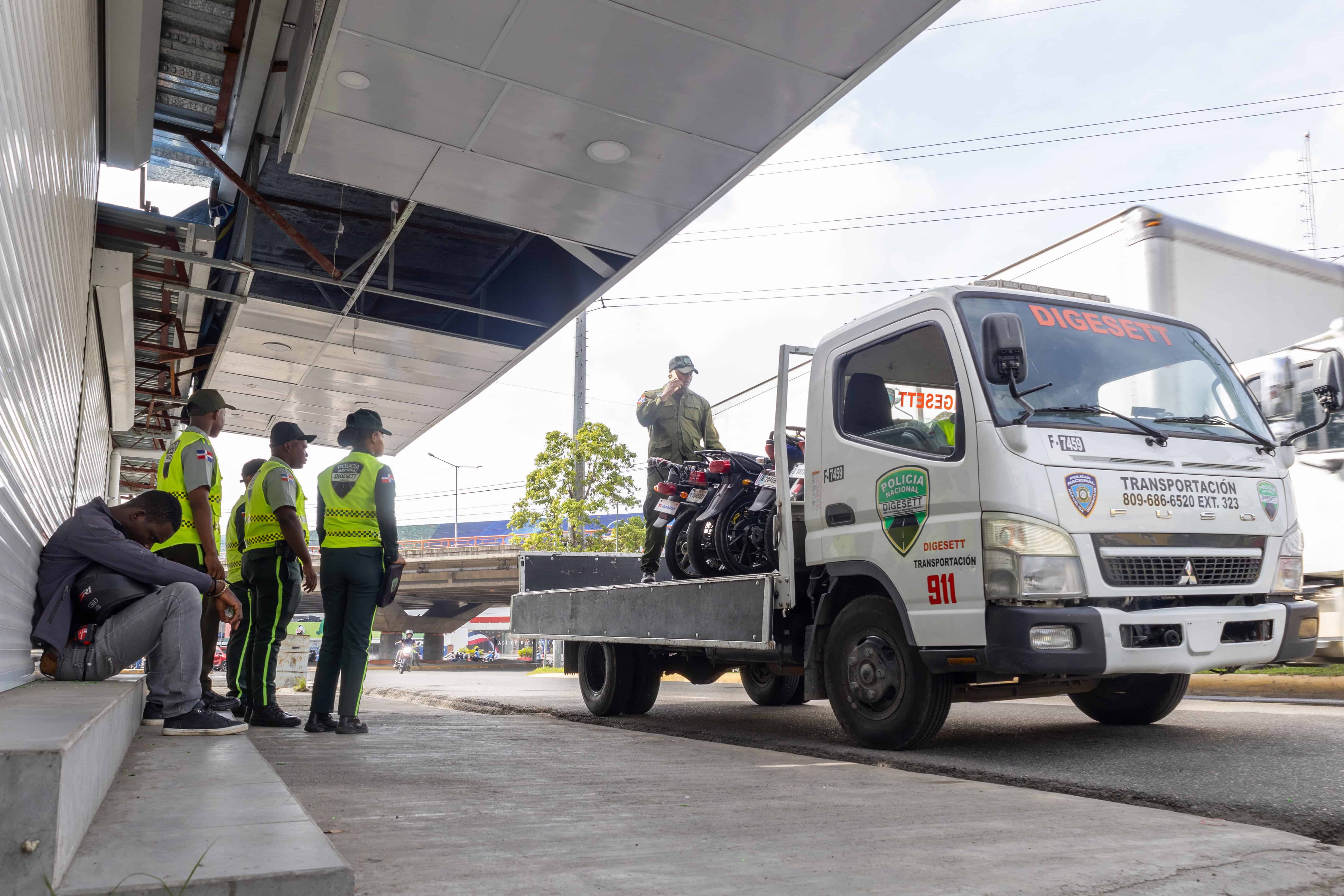 Las motocicletas son llevadas a los centros de retención.<div><br></div>