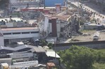 Cerca de 40 fallecidos y 4 millones de niños sin escuela por el sismo de 7.8 en Filipinas