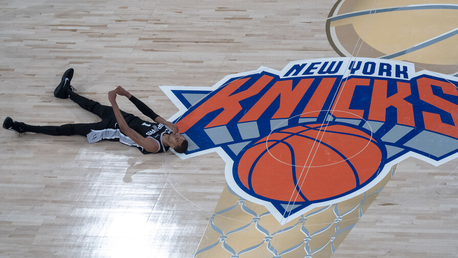 Los Spurs ganan su primero y aguan la fiesta de los Knicks en Nueva York; serie está 2-1