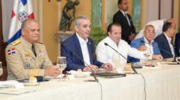 Gobierno anuncia que ampliará verja fronteriza y construirá mercado binacional en Restauración