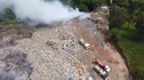 Alcalde se declara incompetente para controlar constantes incendios en el vertedero de Jarabacoa