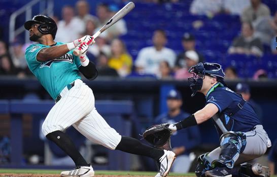 Otto López conectó tres hits y anotó cuatro carreras en el triunfo de los Marlins