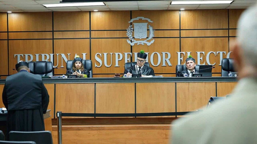 La JCE defiende a capa y espada el veto de encuestas La JCE defiende a capa y espada el veto de encuestas