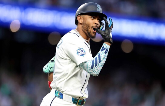 VIDEO | El jonrón 19 de Julio Rodríguez no pudo evitar la remontada de los Yankees