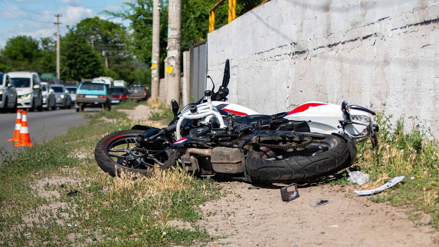 Joven muere durante presunta competencia clandestina de motocicletas en Moca