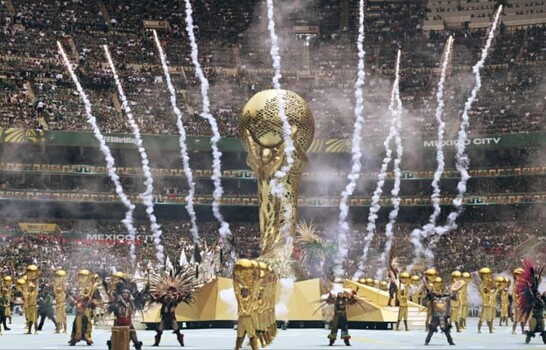 Katy Perry, Michael Bublé y LISA catapultan el arranque del Mundial en EE. UU. y Canadá