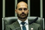 Hijo de Bolsonaro condenado a cuatro años por hacer lobby por su padre en EE. UU. Hijo de Bolsonaro condenado a cuatro años por hacer lobby por su padre en EE. UU.