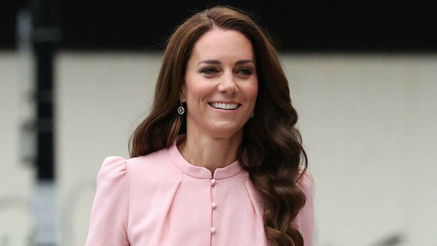 Sancionan a un exsanitario por intentar vender el historial médico de Kate Middleton