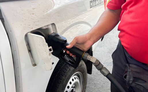 Congelan el precio de los principales combustibles; otros suben hasta RD$31 por galón