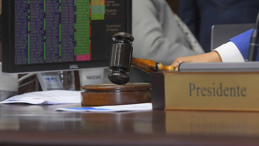 A un mes para cerrar la legislatura, el Congreso se queda corto con sus promesas de leyes clave A un mes para cerrar la legislatura, el Congreso se queda corto con sus promesas de leyes clave