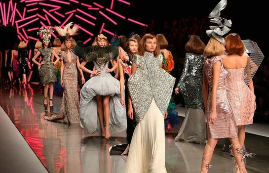 La firma Alexander McQueen vuelve a Semana de la Moda de Londres tras 25 años de ausencia