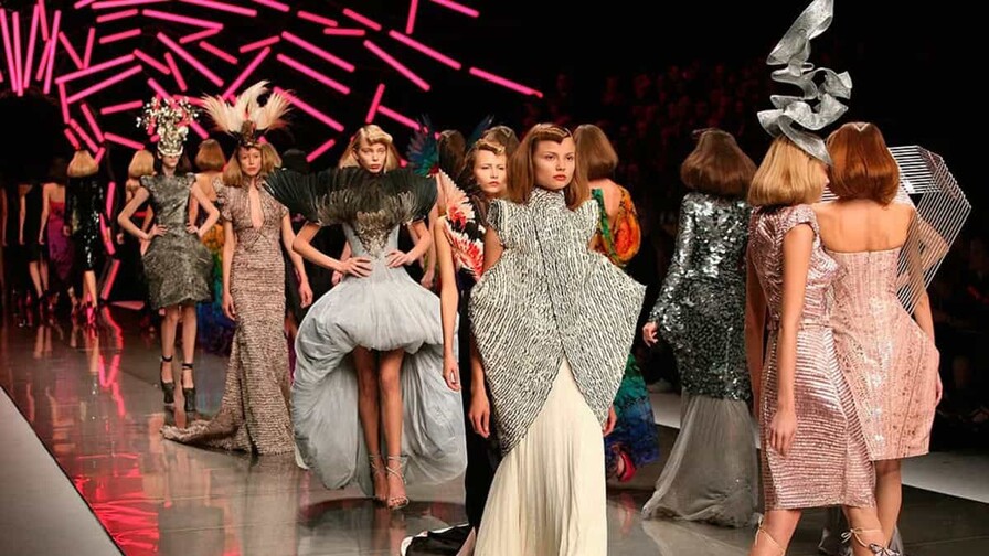 La firma Alexander McQueen vuelve a Semana de la Moda de Londres tras 25 años de ausencia