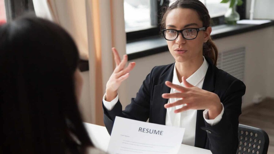 ¿Tu CV invita a conocerte o lo cuenta todo? Claves para destacar en 2026