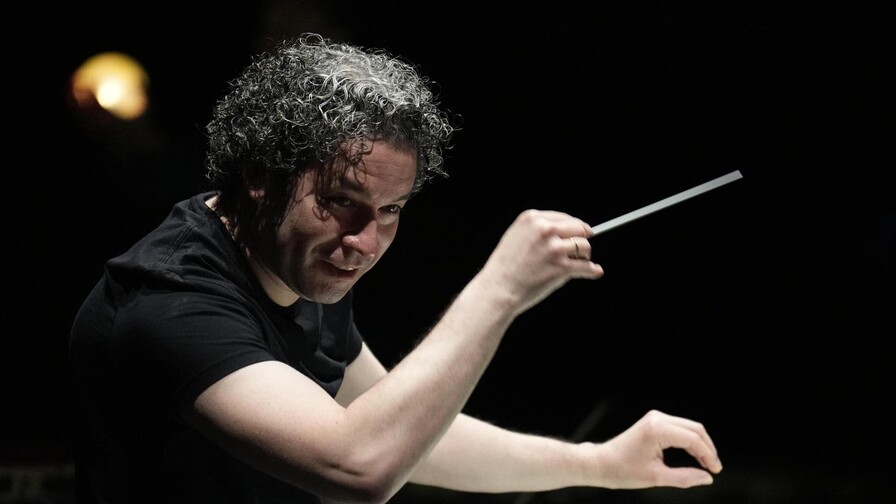 El terremoto en Venezuela provoca el aplazamiento de la gira de Gustavo Dudamel