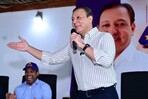 Abel Martínez afirma que con el PLD se vivía mejor y promete endurecer la política migratoria