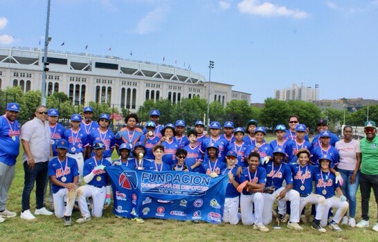 La amistad fue la gran campeona en histórico intercambio entre la Fddny y los Mets