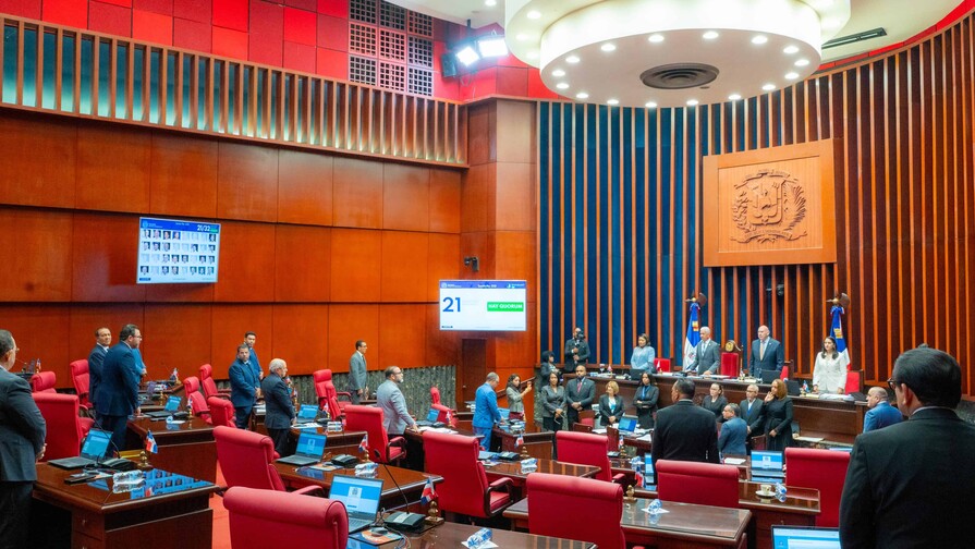 Senado aprueba en única discusión proyecto que modifica ley de residuos sólidos